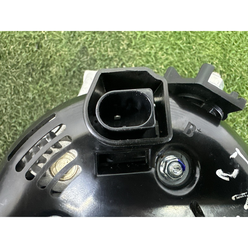 Генератор (електрика) BMW X3 F25 2012 3.0 12317591266