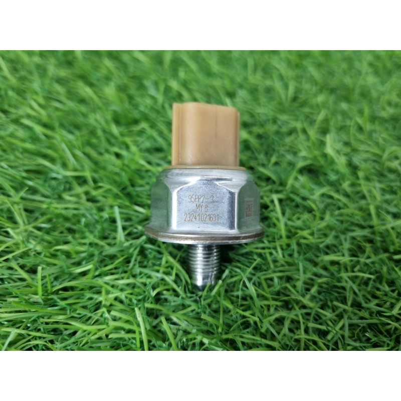 Регулятор давления топлива (топливная система) Nissan Rogue T33 2023 1.5 KR15DDT 166386RC0A