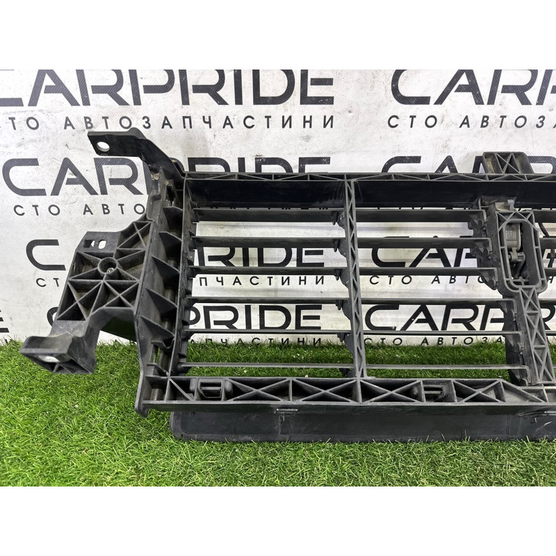 Жалюзі радіатора (кузов і елементи) AUDI Q7 4M 2017 3.0 CREC 4M0121219