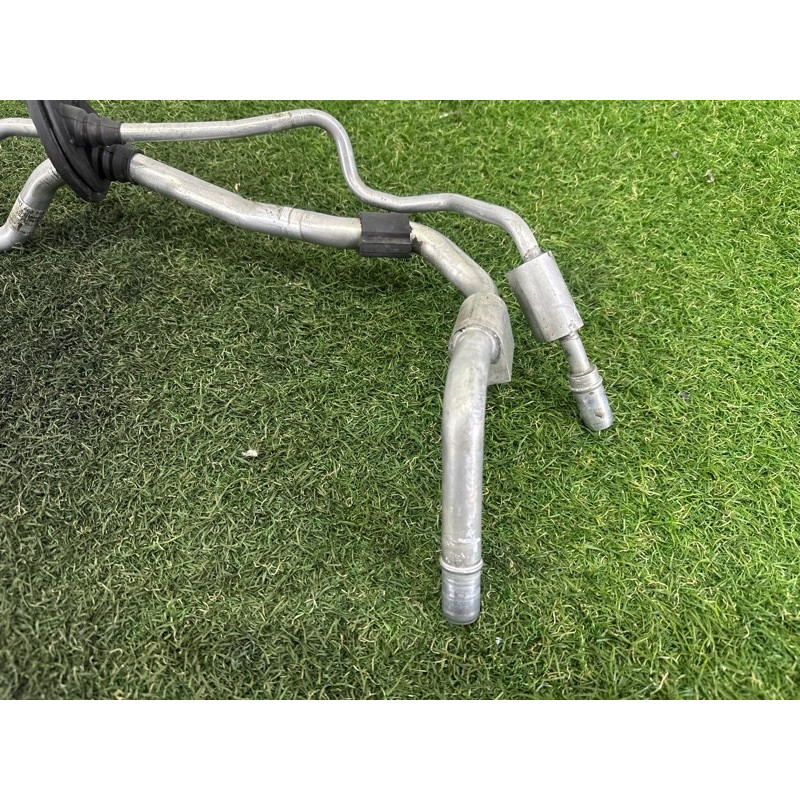 Трубка кондиционера (отопление и кондиционирование) AUDI A8 D4 2011 4.2 CDRA 4H1260713N