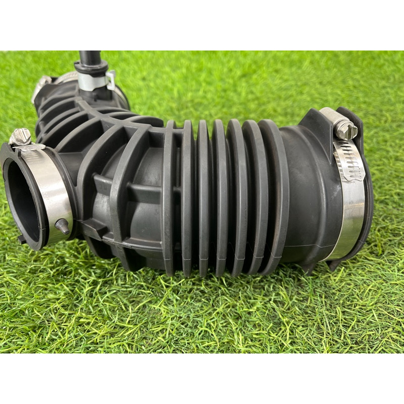 Патрубок воздушного фильтра (впускная система) Nissan Rogue T33 2023 1.5 KR15DDT 165786RC1B