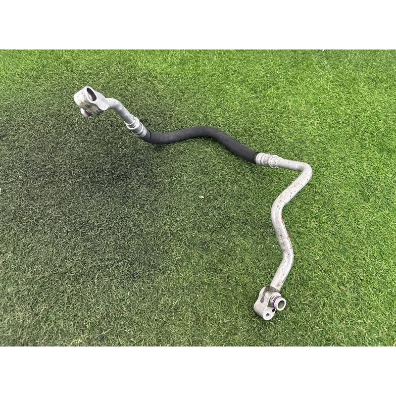 Трубка кондиционера (отопление и кондиционирование) AUDI Q5 8R 2010 3.2 CALB 8R0260701J
