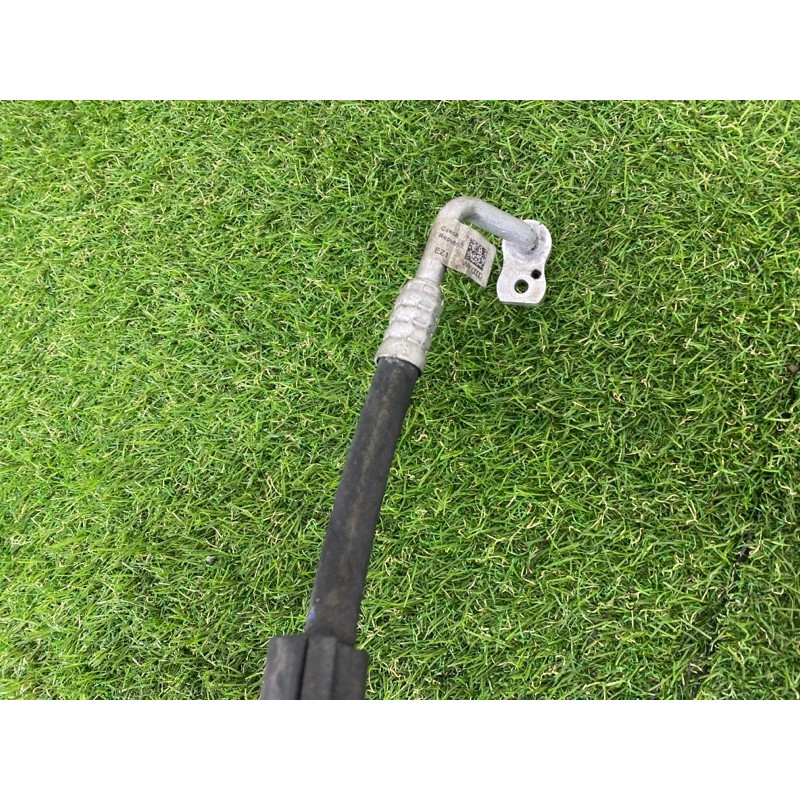 Трубка кондиционера (отопление и кондиционирование) AUDI A4 B8 2014 2.0 TFSI 8T0260710F