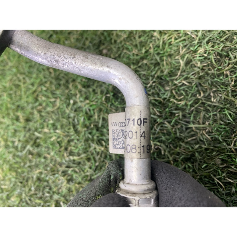 Трубка кондиционера (отопление и кондиционирование) AUDI A4 B8 2014 2.0 TFSI 8T0260710F