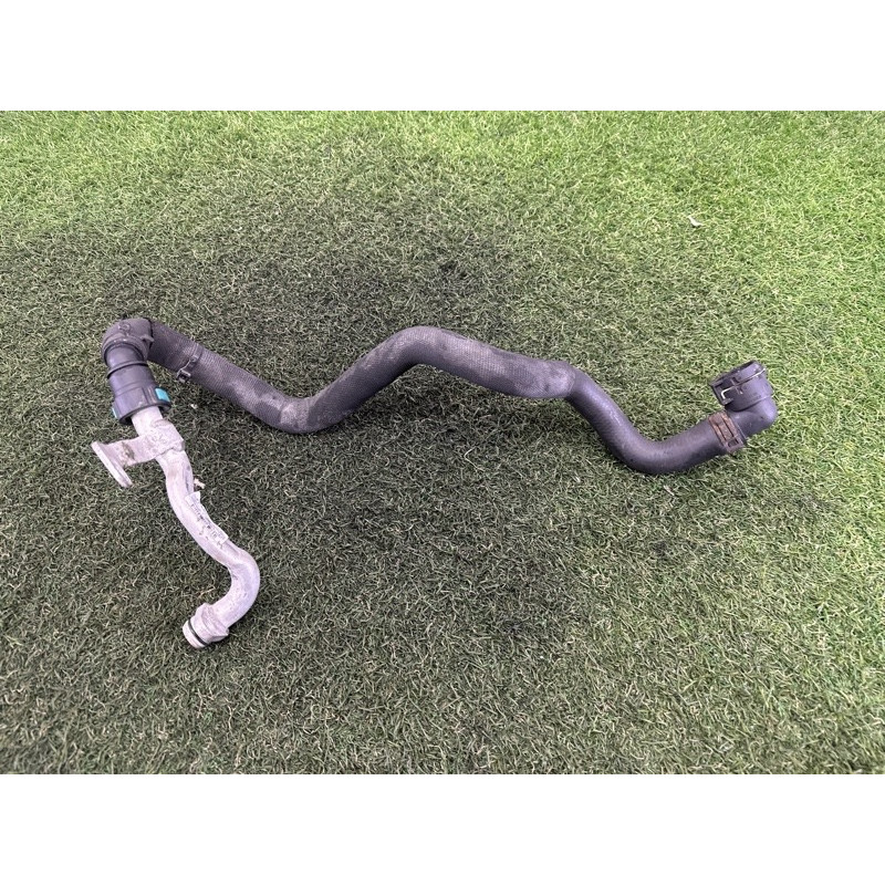 Патрубок (система охлаждения) LAND ROVER RANGE ROVER Sport L494 2016 3.0 Diesel LR062107