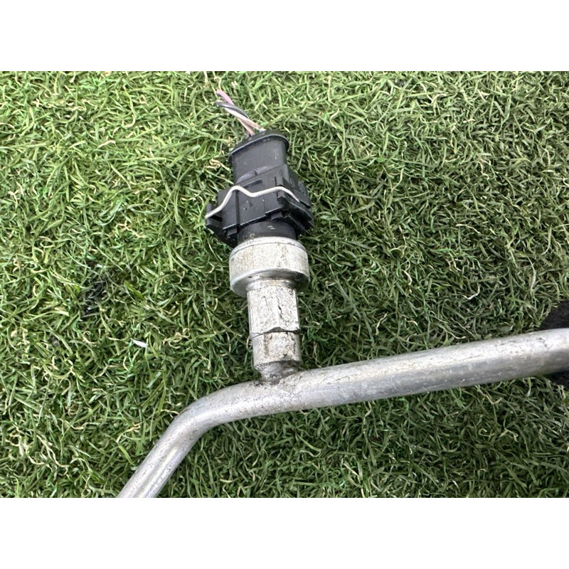 Трубка кондиционера (отопление и кондиционирование) LAND ROVER Range Rover L405 2016 5.0 LR068878