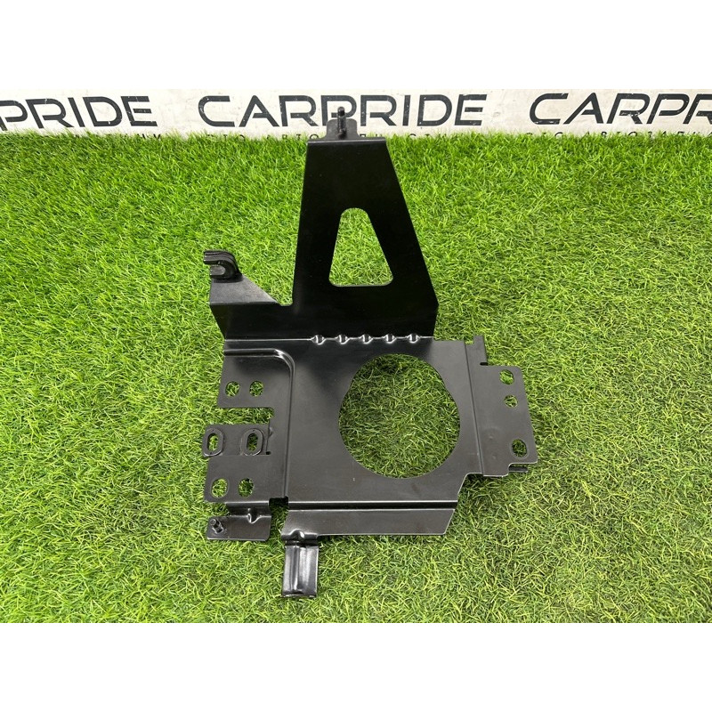 Кріплення акумулятора (кузов і елементи) Nissan Rogue T33 2023 1.5 KR15DDT 648666RA0A