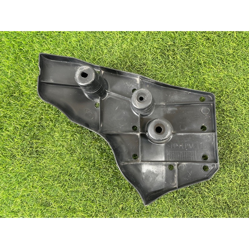 Защита рычага (трансмиссия) Nissan Rogue T33 2023 1.5 KR15DDT 745866RR0A