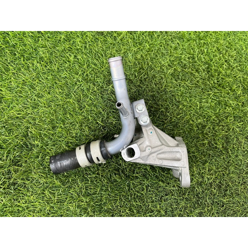 Фланец радиатора EGR (двигатель и элементы) Nissan Rogue T33 2023 1.5 KR15DDT 147176RC2A