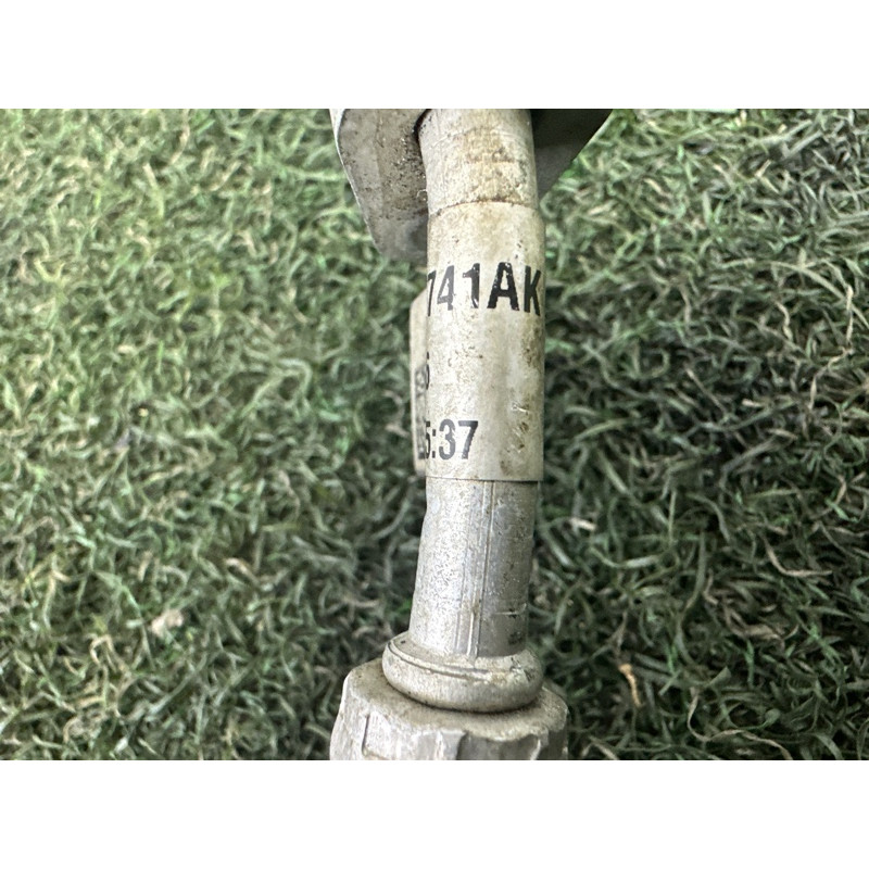 Трубка кондиціонера (обігрів та кондиціювання) AUDI A4 B9 2017 2.0 TFSI 8W0816741AK