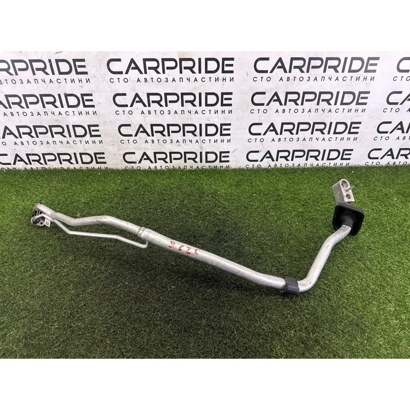 Трубка кондиціонера (обігрів та кондиціювання) AUDI A4 B9 2017 2.0 TFSI 8W0816738Q