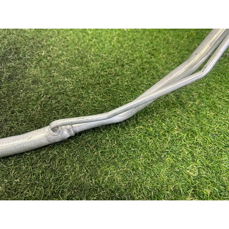 Трубка кондиціонера (обігрів та кондиціювання) AUDI A4 B9 2017 2.0 TFSI 8W0816738Q