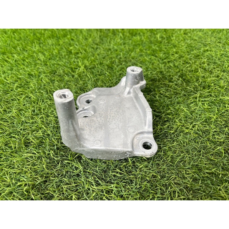 Кронштейн радиатора EGR (кронштейны двигателя) Nissan Rogue T33 2023 1.5 KR15DDT 147176RC2B