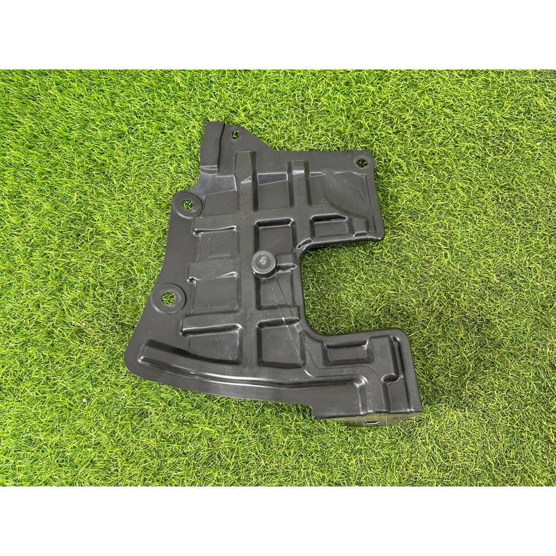 Защита двигателя (кузов и элементы) Nissan Rogue T33 2023 1.5 KR15DDT 648396RR0A