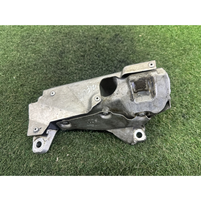 Кронштейн подушки двигателя (кронштейны двигателя) BMW 7-series F01 2011 3.0 N54 22116777606