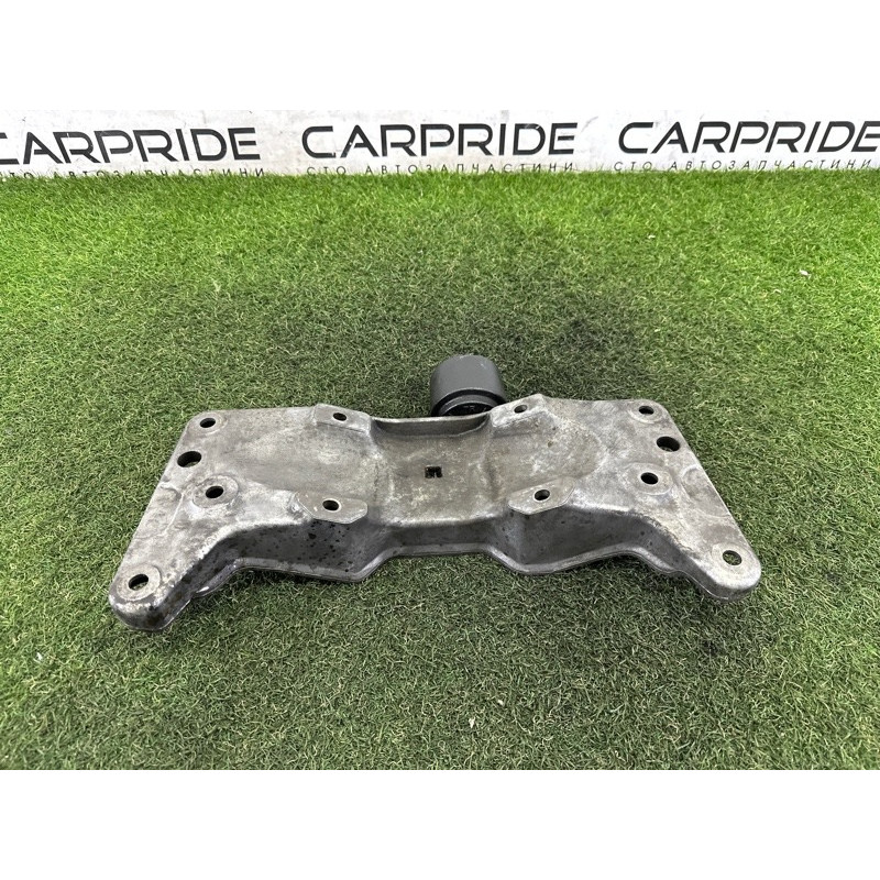 Траверса (трансмиссия) BMW 7-series F01 2011 3.0 N54 22326775907