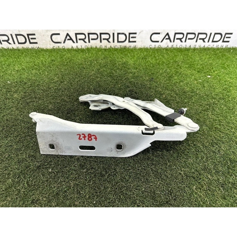 Петля капота (кузов і елементи) AUDI Q5 FY 2018 2.0 DAYB 80A823302C