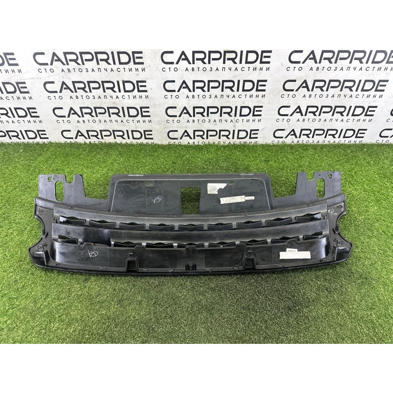 Решітка радіатора (наружные элементы кузова) LAND ROVER RANGE ROVER Sport L494 2016 3.0 Diesel LR054766