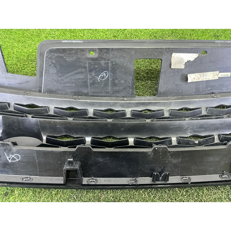 Решітка радіатора (наружные элементы кузова) LAND ROVER RANGE ROVER Sport L494 2016 3.0 Diesel LR054766