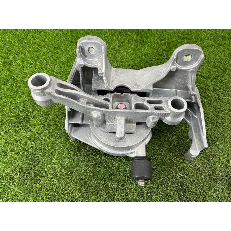 Подушка двигателя (двигатель и элементы) Nissan Rogue T33 2023 1.5 KR15DDT 112206RC1A