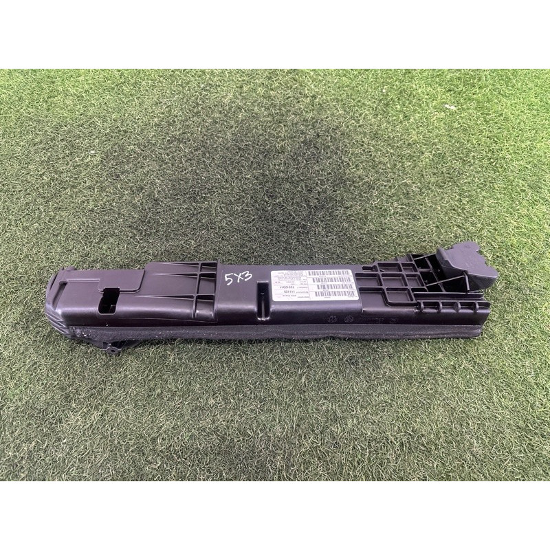 Кріплення радіатора (кузов і елементи) BMW X3 F25 2012 3.0 17117593838