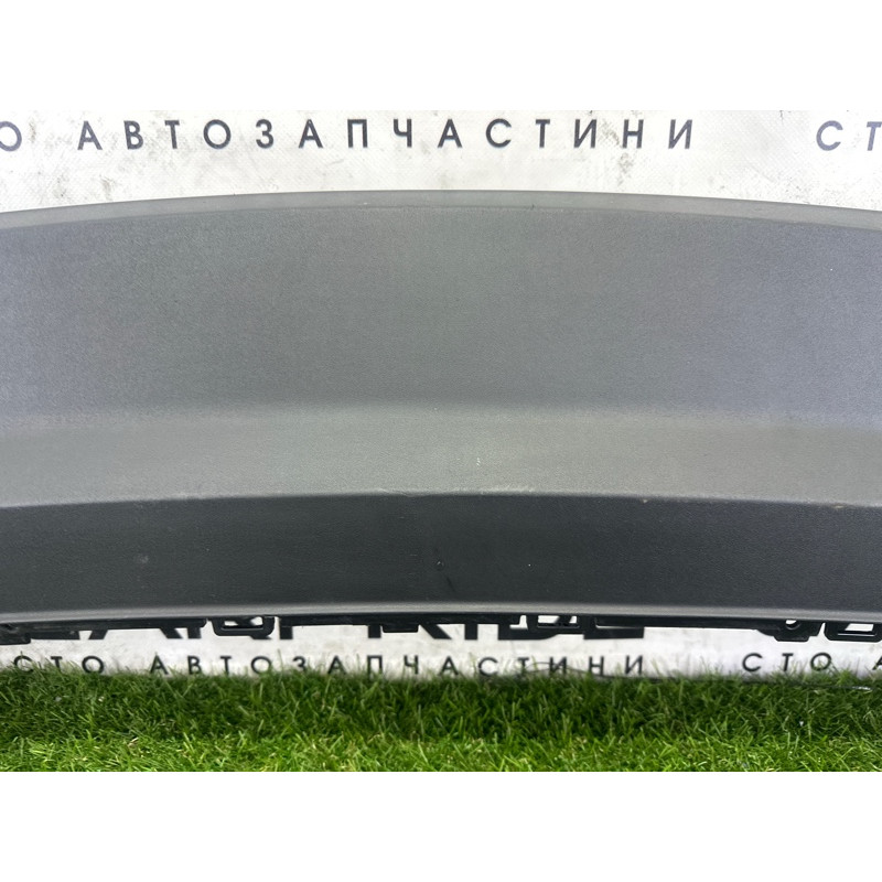 Губа бампера (кузов и элементы) AUDI A3 8V 2016 1.8 CNSB 8V5807521B