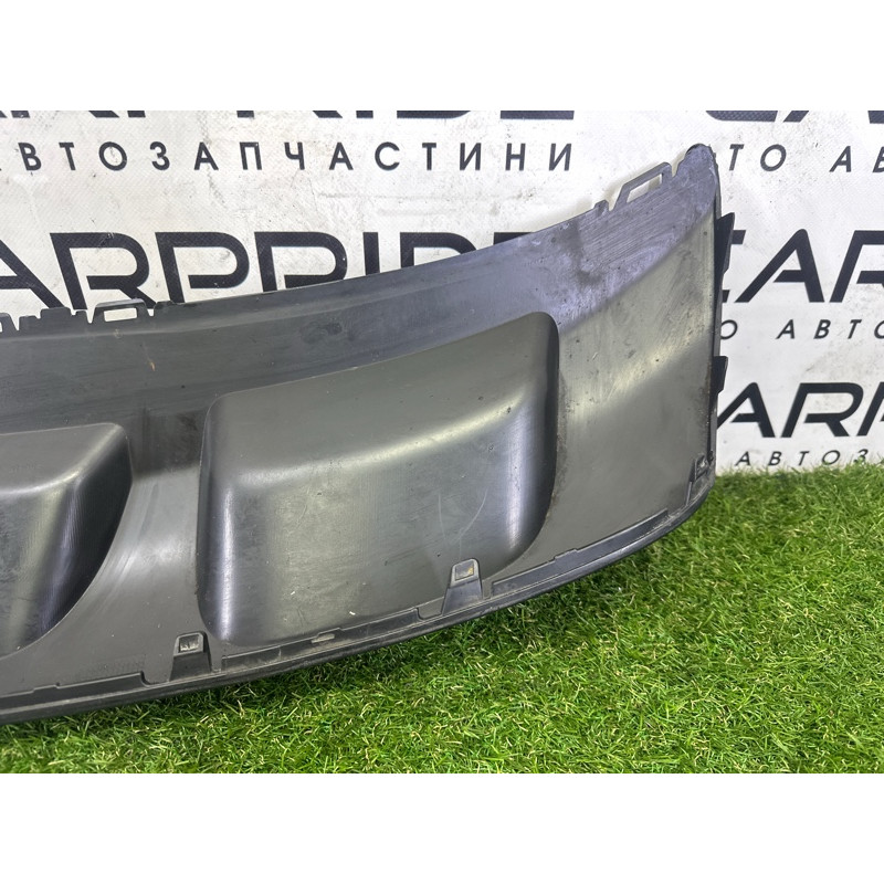 Губа бампера (кузов и элементы) AUDI A3 8V 2016 1.8 CNSB 8V5807521B