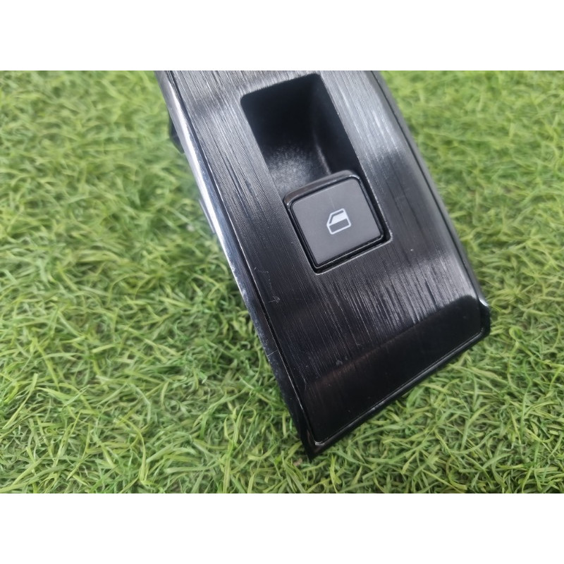 Кнопка стеклоподъемника (электрика / кнопки) Nissan Rogue T33 2023 1.5 KR15DDT 254116XJ0B