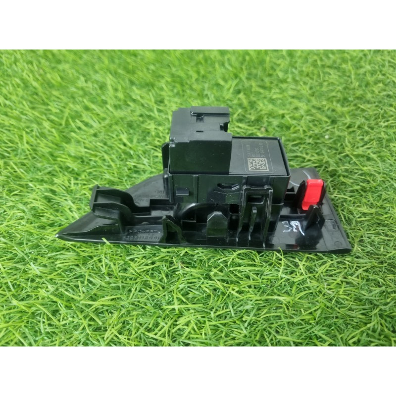 Кнопка стеклоподъемника (электрика / кнопки) Nissan Rogue T33 2023 1.5 KR15DDT 254116XJ0B