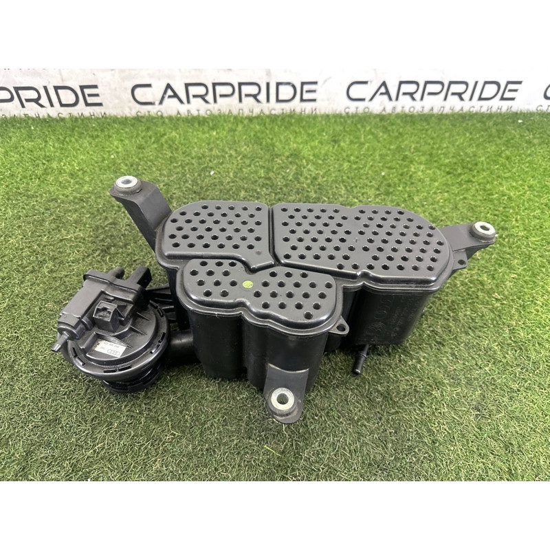 Абсорбер топливный (топливная система) AUDI A4 B8 2010 2.0 CAEB 8K0201801C