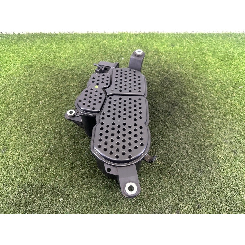 Абсорбер топливный (топливная система) AUDI A4 B8 2010 2.0 CAEB 8K0201801C