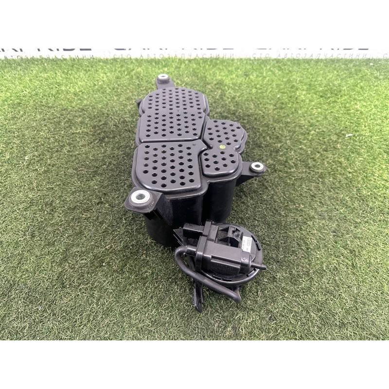 Абсорбер топливный (топливная система) AUDI A4 B8 2010 2.0 CAEB 8K0201801C