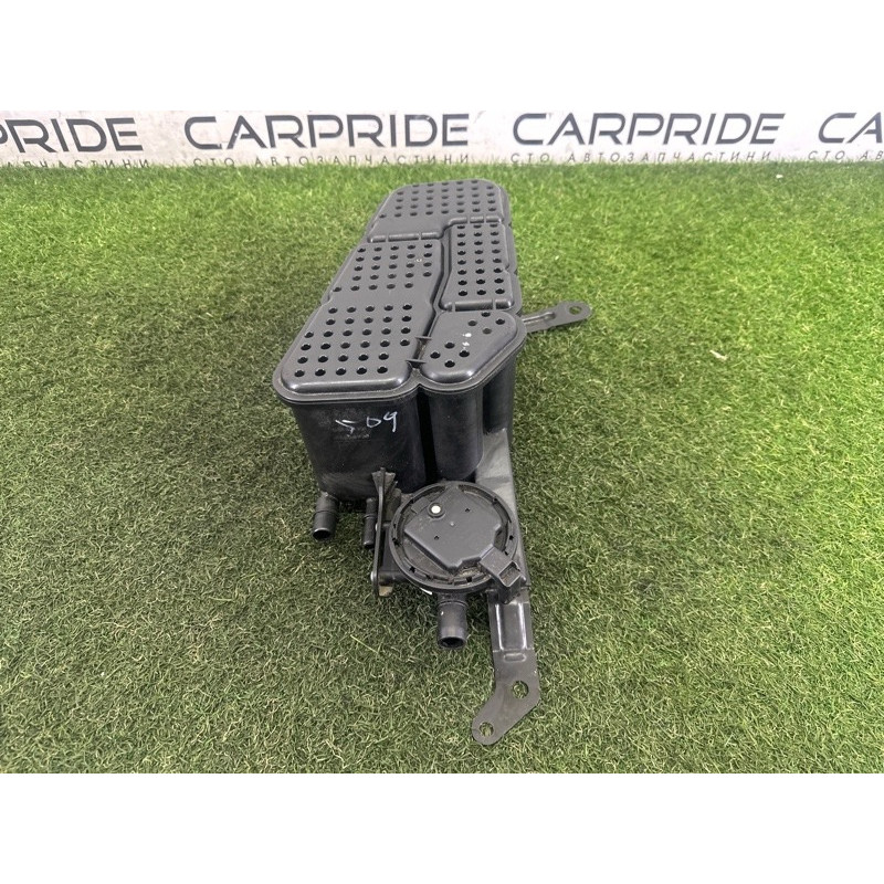 Абсорбер топливный (топливная система) AUDI A4 B9 2018 2.0 DBPA 8W0201801F