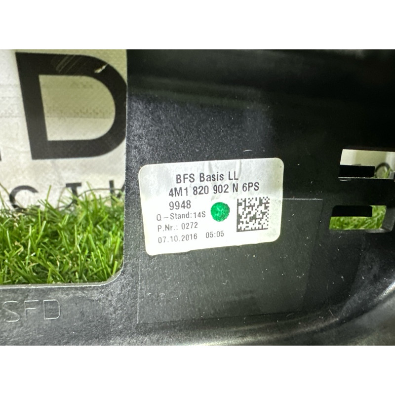 Центральный дефлектор салона (салон) AUDI Q7 4M 2017 3.0 CREC 4M1820902N6PS