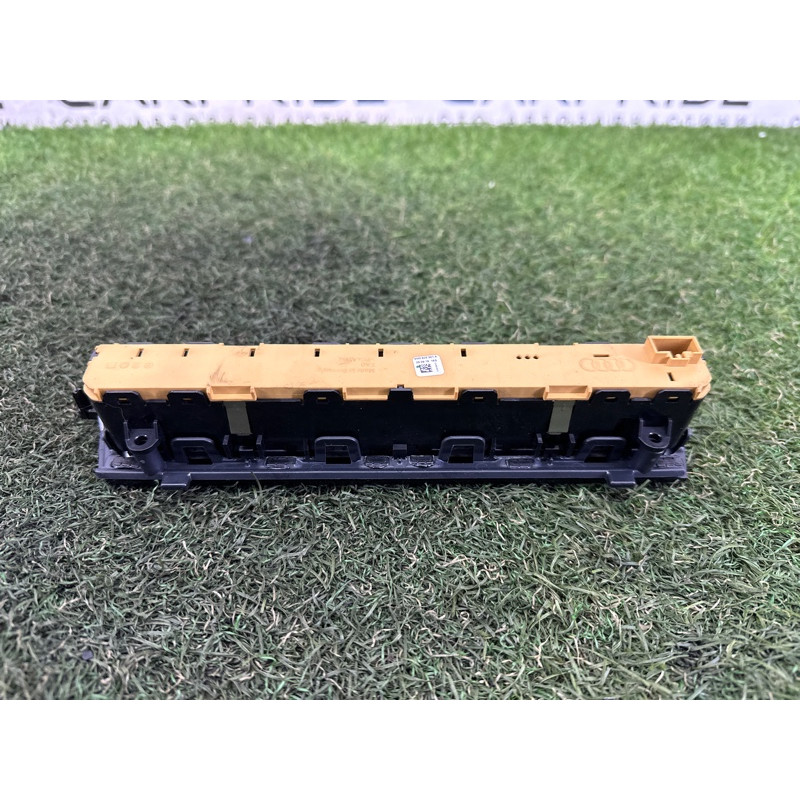 Блок кнопок (электрика / кнопки) AUDI Q7 4M 2017 3.0 CREC 4M0925301A