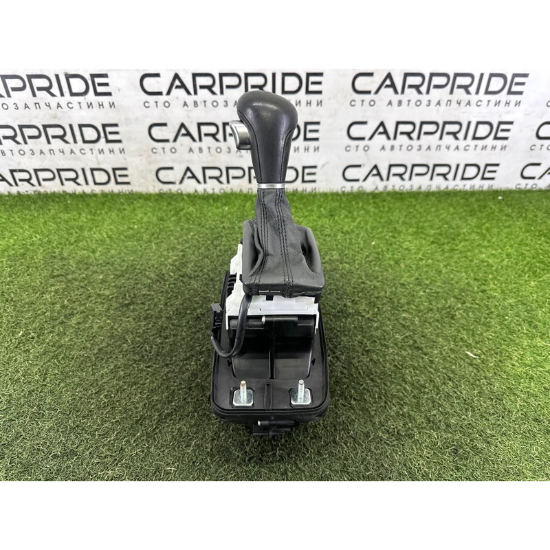 Селектор АКПП (трансмиссия) AUDI A4 B8 2010 2.0 CAEB 8K1713105B