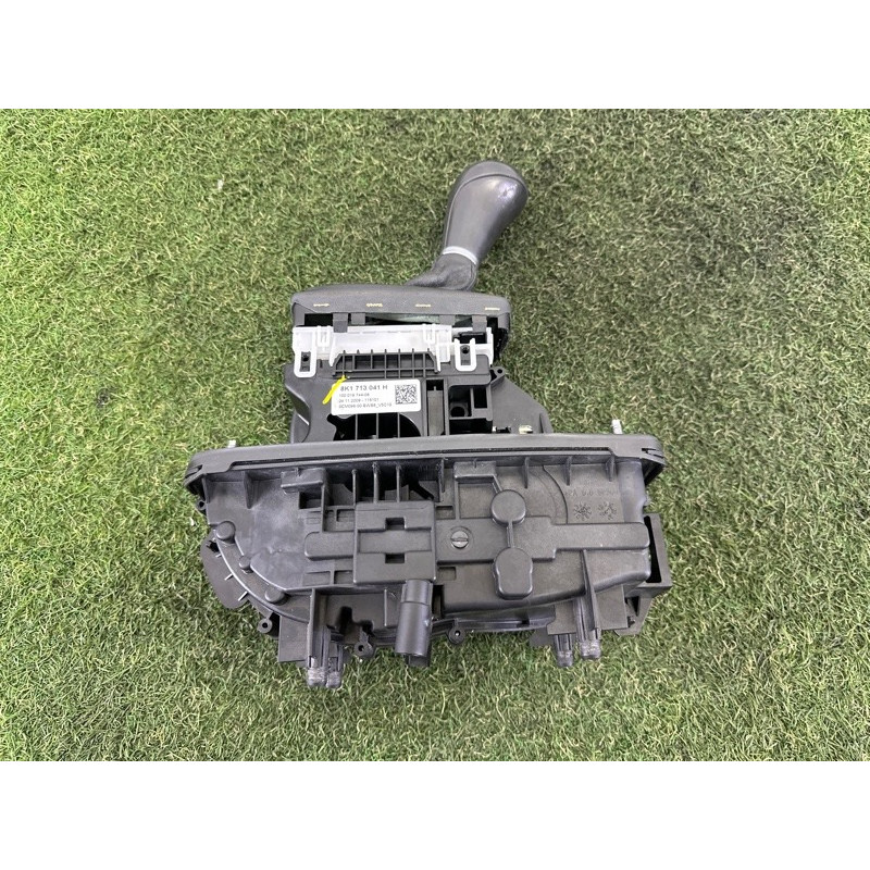 Селектор АКПП (трансмиссия) AUDI A4 B8 2010 2.0 CAEB 8K1713105B