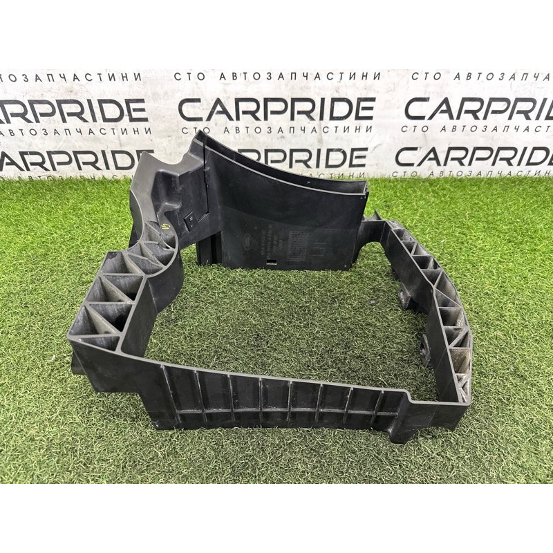 Воздуховод радиатора (кузов и элементы) LAND ROVER RANGE ROVER Sport L494 2016 3.0 Diesel LR034578