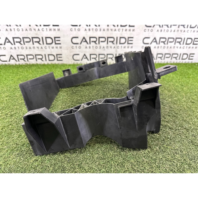 Воздуховод радиатора (кузов и элементы) LAND ROVER RANGE ROVER Sport L494 2016 3.0 Diesel LR034578