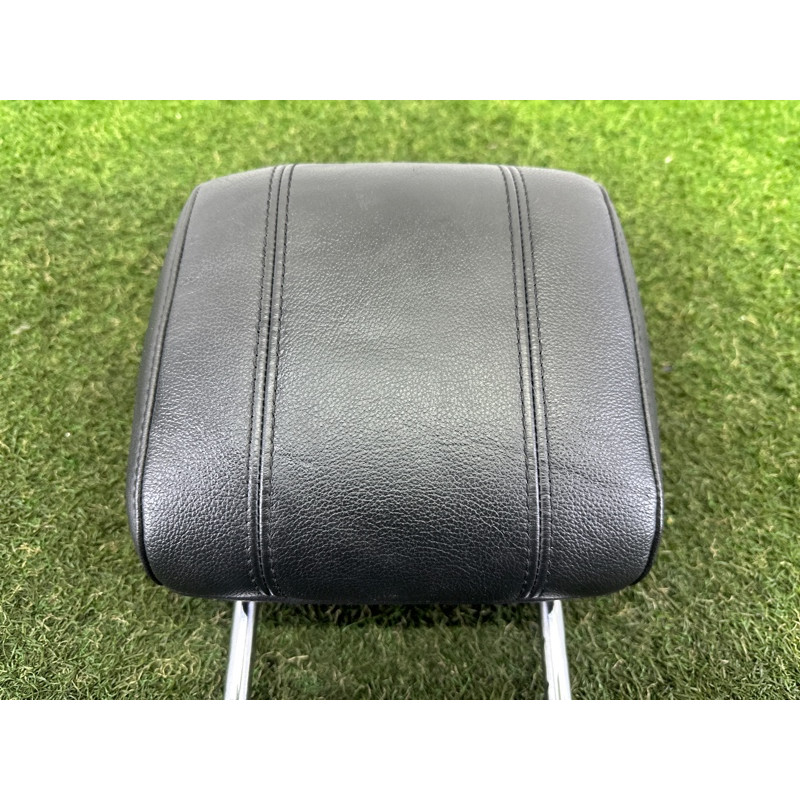 Подголовник (салон) LAND ROVER RANGE ROVER Sport L494 2016 3.0 Diesel LR042672