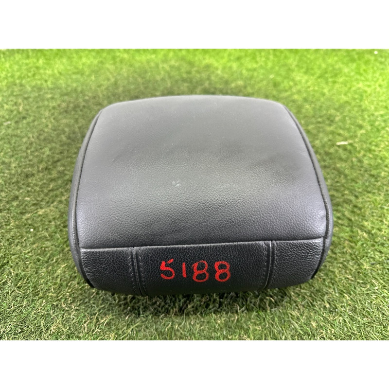 Подголовник (салон) LAND ROVER RANGE ROVER Sport L494 2016 3.0 Diesel LR042672