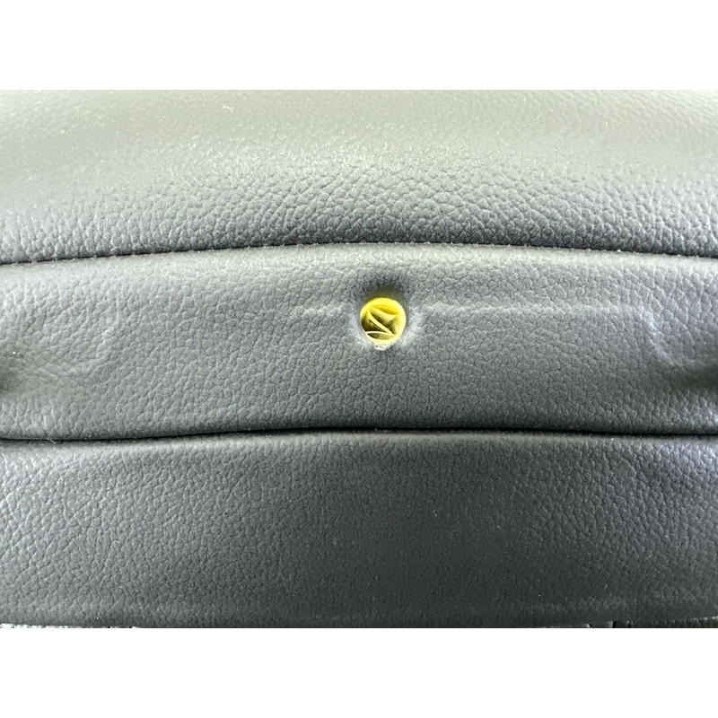 Подголовник (салон) LAND ROVER RANGE ROVER Sport L494 2016 3.0 Diesel LR042672