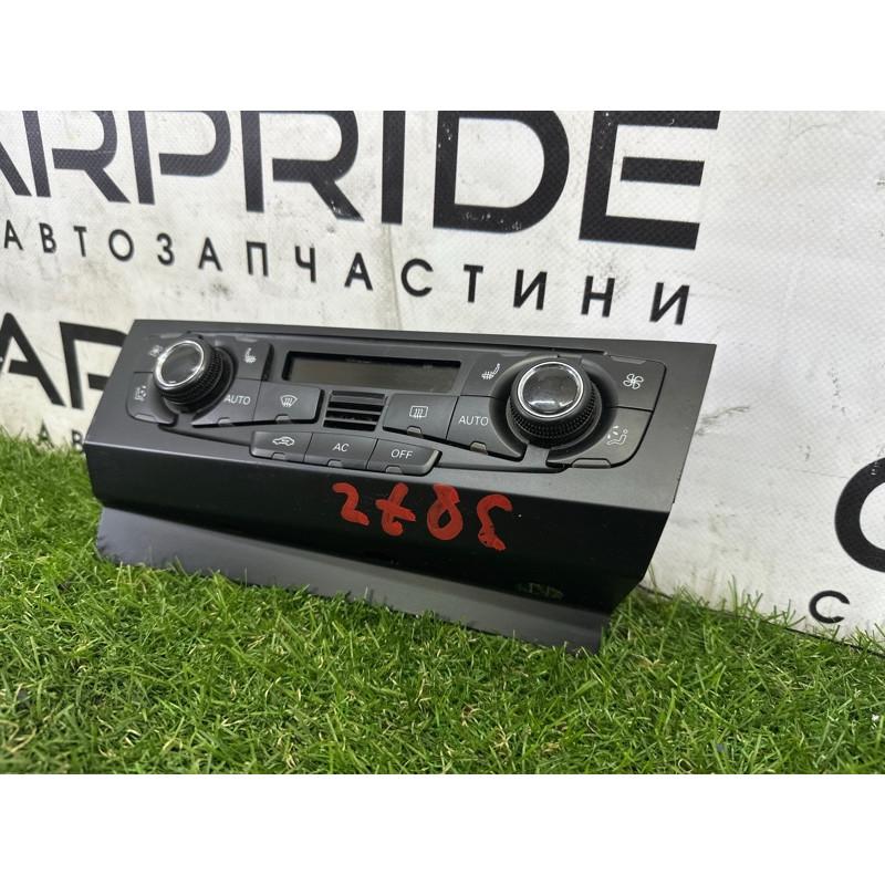 Панель управления климат-контролем (электрика / блоки управления) AUDI A4 B8 2010 2.0 CAEB 8T1820043AKXZF