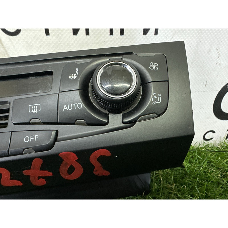 Панель управления климат-контролем (электрика / блоки управления) AUDI A4 B8 2010 2.0 CAEB 8T1820043AKXZF