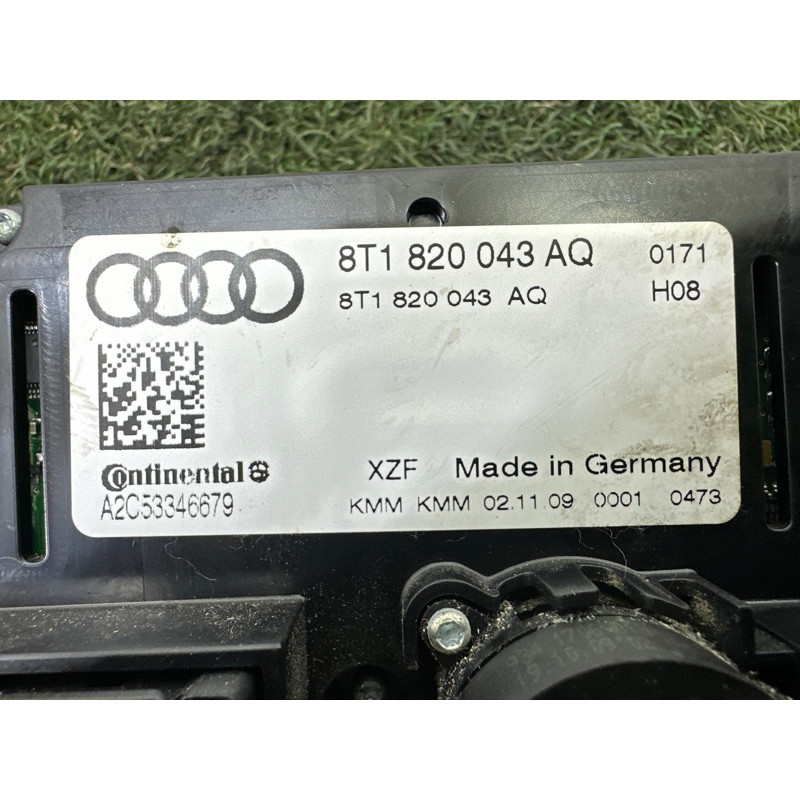 Панель управления климат-контролем (электрика / блоки управления) AUDI A4 B8 2010 2.0 CAEB 8T1820043AKXZF