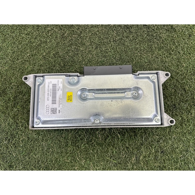 Усилитель звука (электрика) AUDI A4 B8 2010 2.0 CAEB 8T0035223AH