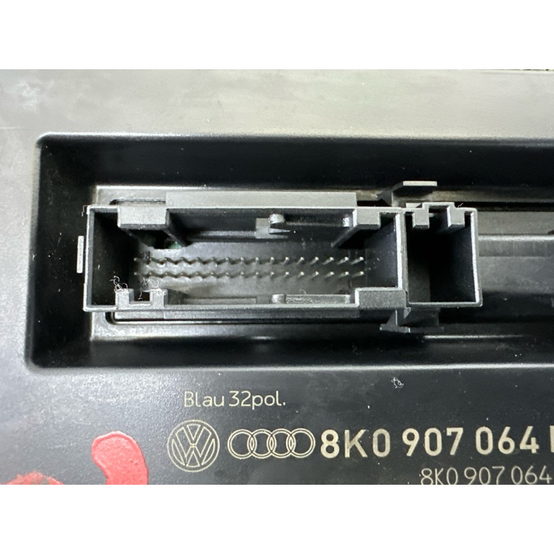 Модуль BCM (электрика / блоки управления) AUDI A4 B8 2010 2.0 CAEB 8K0907064DG