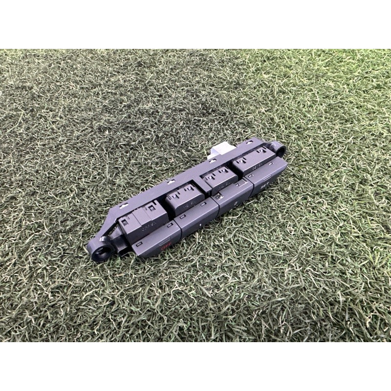 Кнопка памяти сидения (электрика / кнопки) AUDI A8 D4 2011 4.2 CDRA 4H0959769