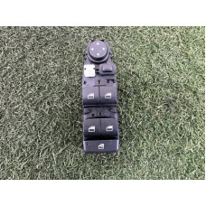 Блок кнопок стеклоподъемников