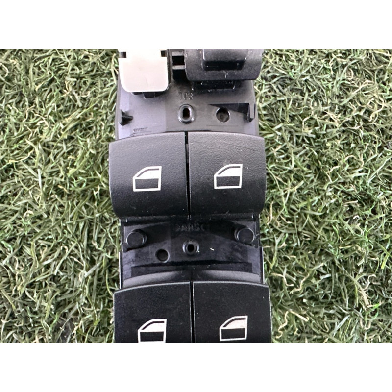 Блок кнопок стеклоподъемников (электрика / кнопки) BMW X3 F25 2012 3.0 61319208108